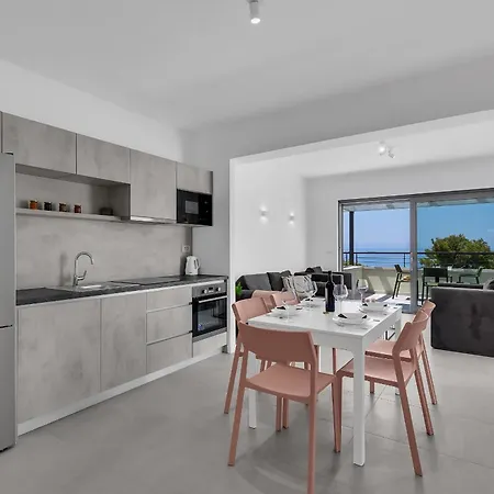 Beachfront Sea - Srzic Apartman *