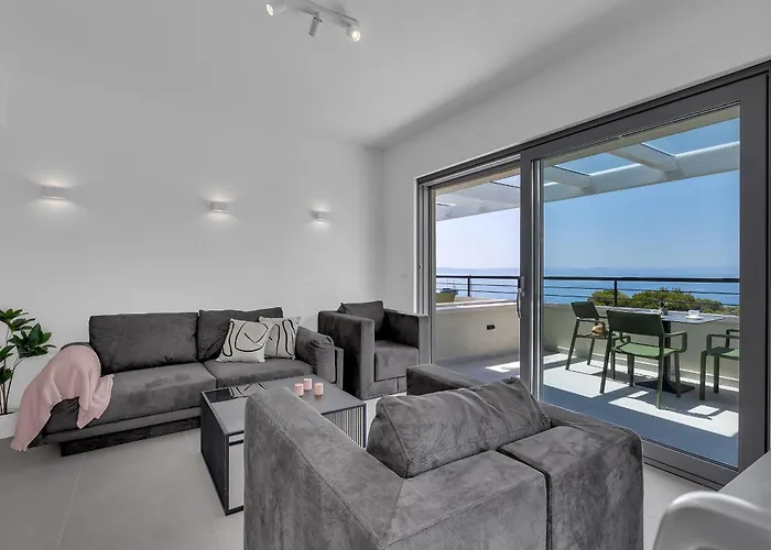 Beachfront Sea - Srzic Apartman